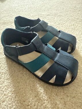 Ugg Kids Blue Teal Closed-Toe Sandals